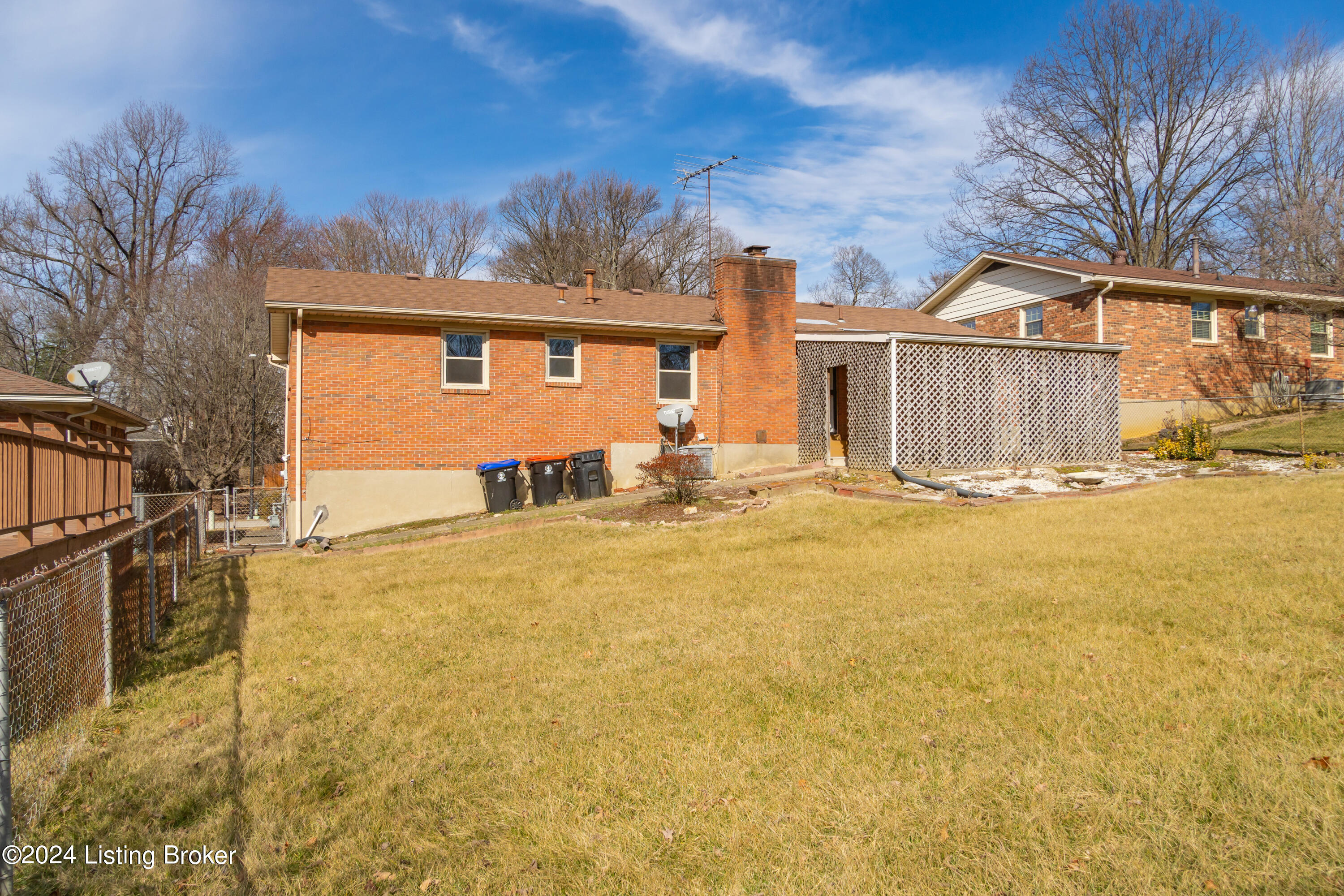 1538 Knight Road Louisville, KY 40216 - Photo 49 of 54 View to the North