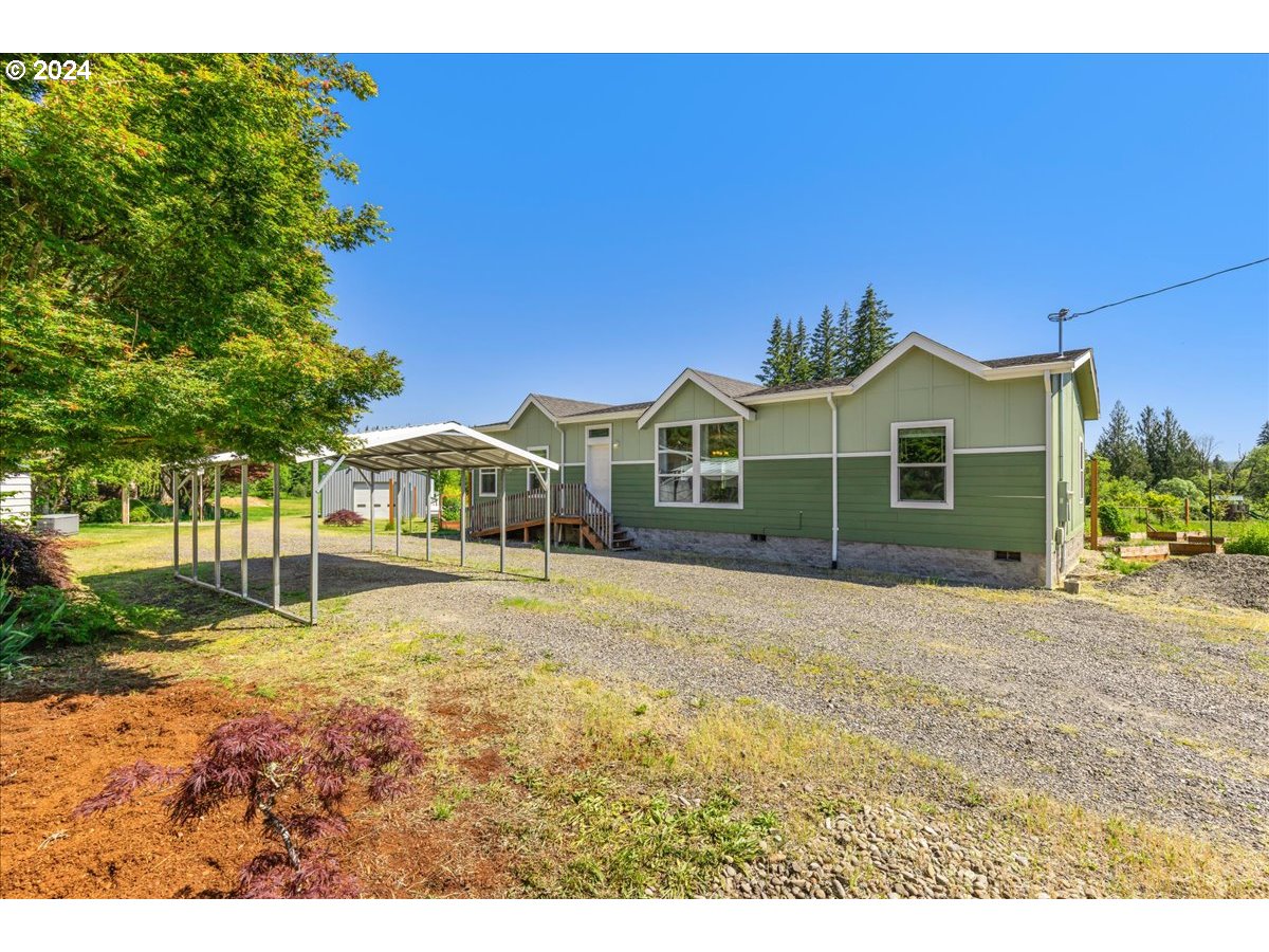 38203 Southeast Porter Road Estacada, OR 97023 - Photo 23 of 48 Gallery Image 23
