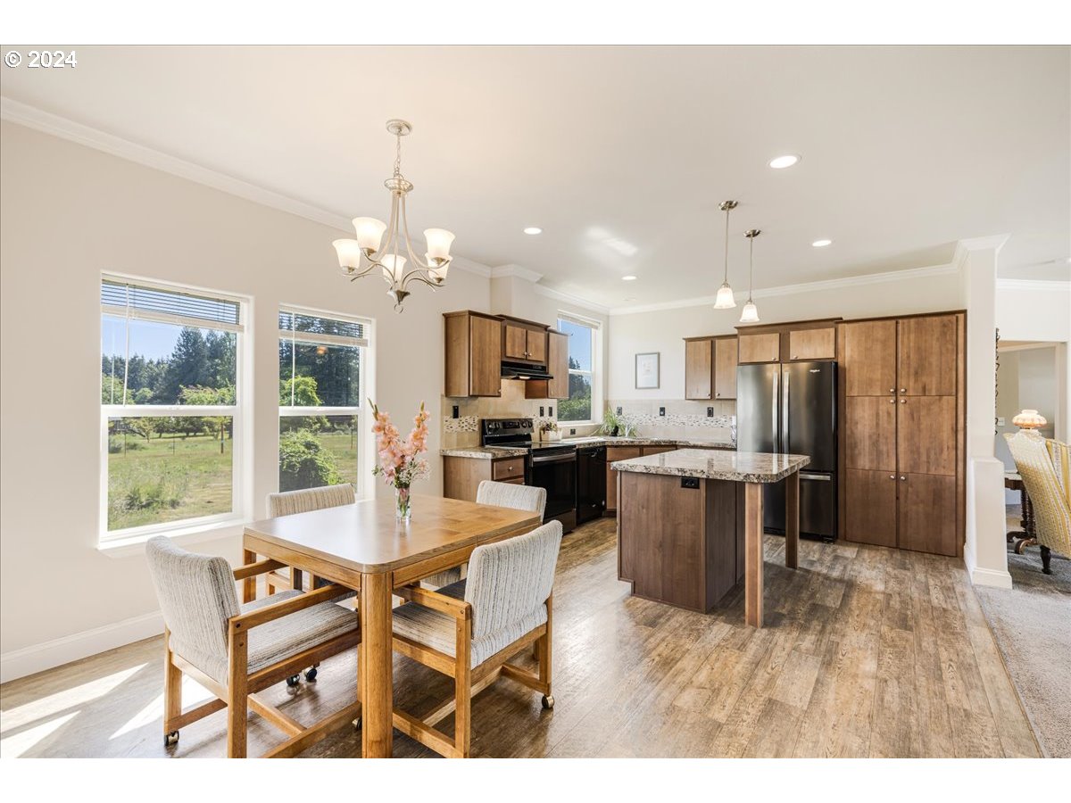 38203 Southeast Porter Road Estacada, OR 97023 - Photo 28 of 48 Gallery Image 28