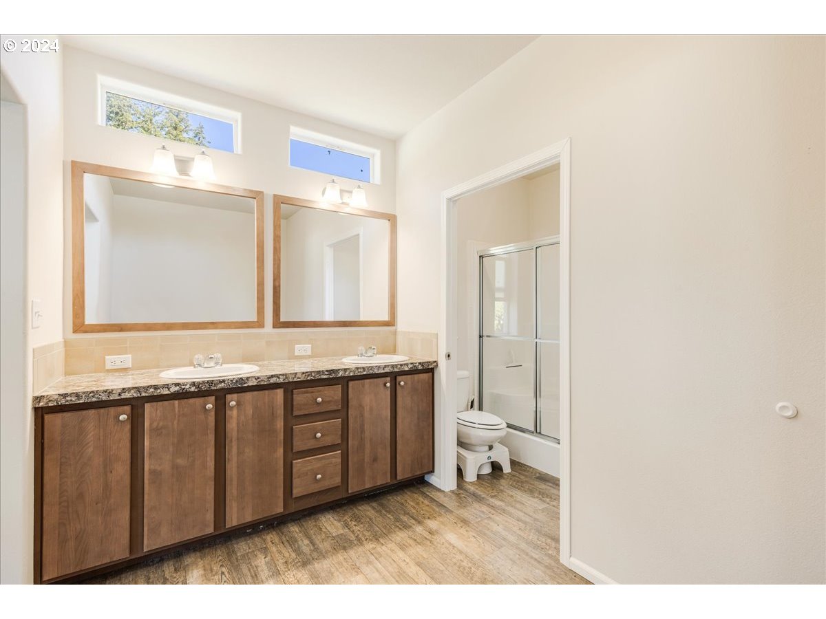 38203 Southeast Porter Road Estacada, OR 97023 - Photo 31 of 48 Gallery Image 31