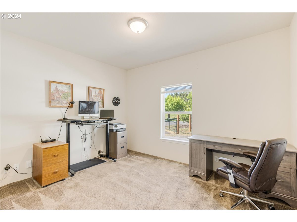 38203 Southeast Porter Road Estacada, OR 97023 - Photo 33 of 48 Gallery Image 33