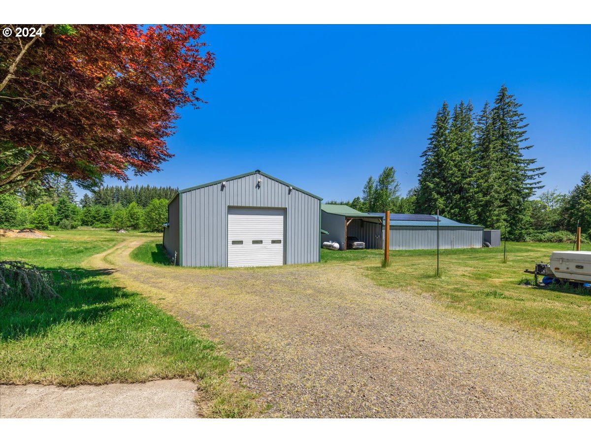 38203 Southeast Porter Road Estacada, OR 97023 - Photo 36 of 48 Gallery Image 36