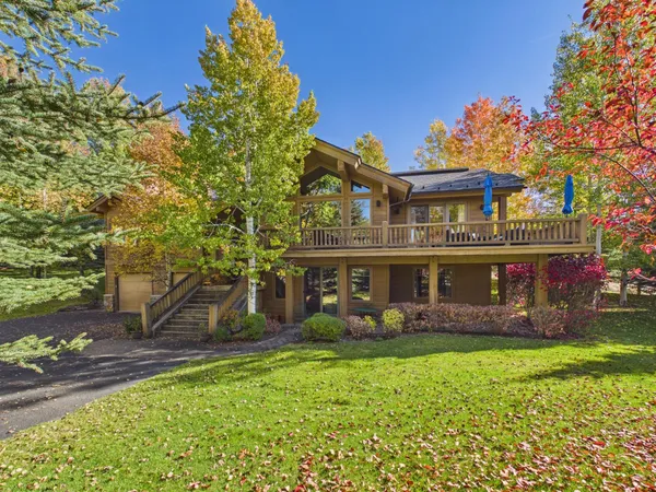 $4,395,000 | 217 Camas Loop East, Sun Valley, ID 83353