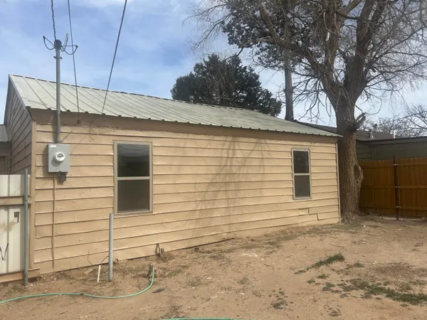 $80,000 | 1206 12th Street, Levelland, TX 79336