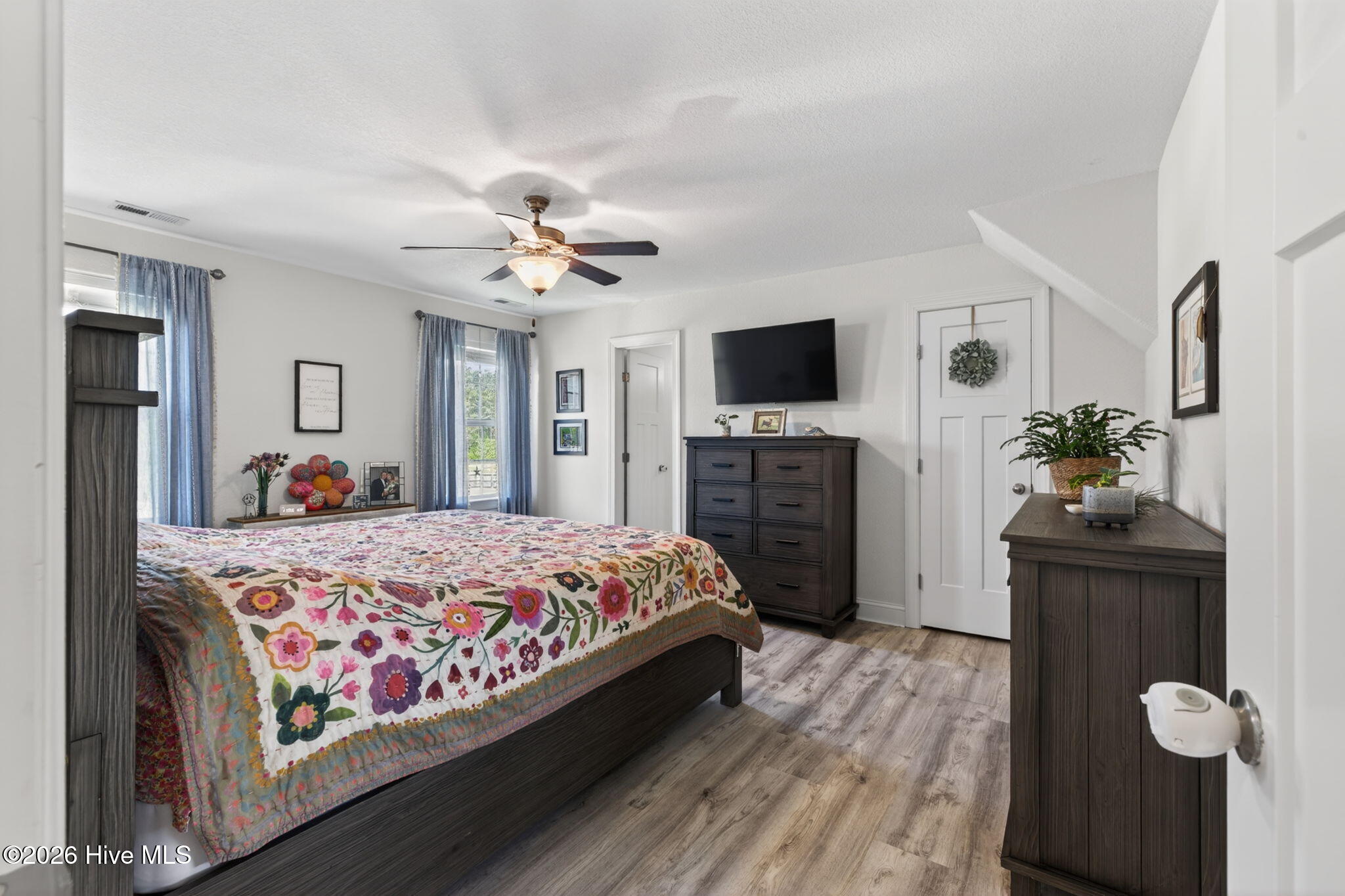 120 Rosedale Drive Moyock, NC 27958 - Photo 14 of 38 15-web-or-mls-120-rosedale-dr