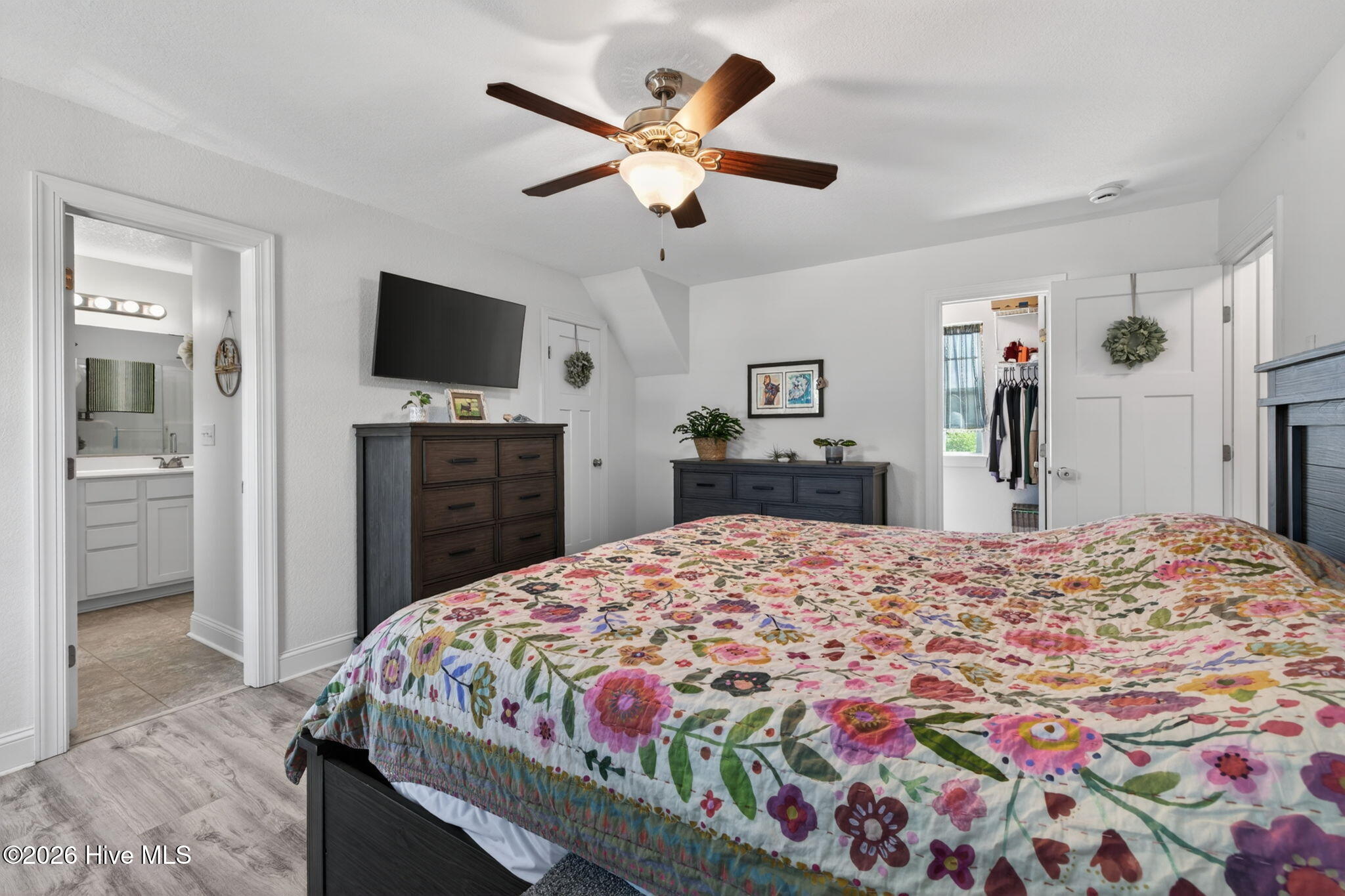 120 Rosedale Drive Moyock, NC 27958 - Photo 16 of 38 17-web-or-mls-120-rosedale-dr