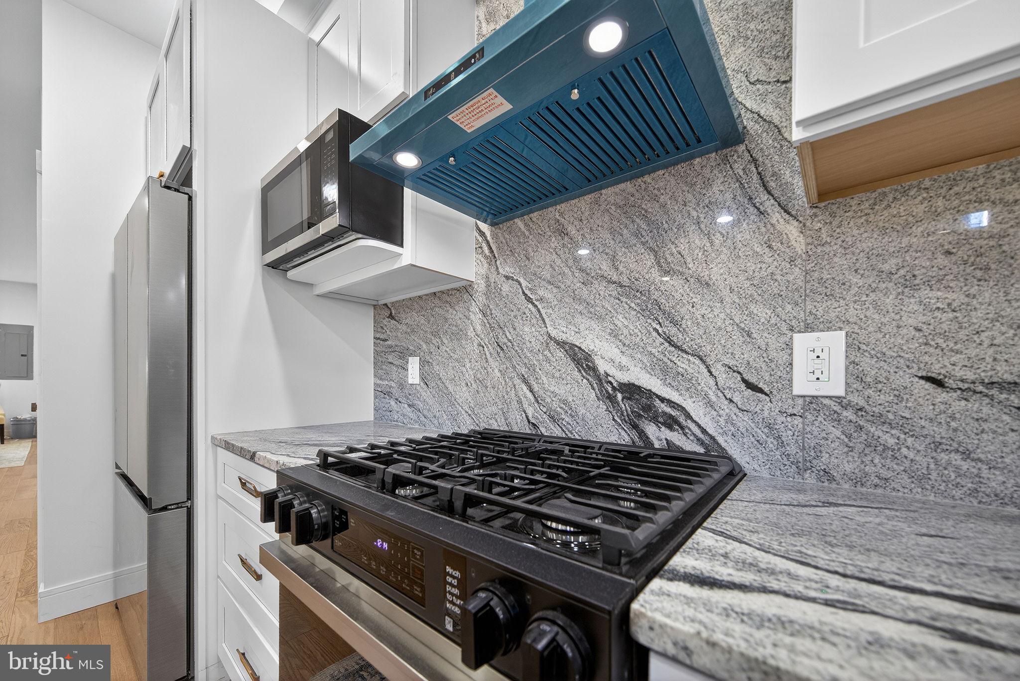 919 F Street Northeast Washington, DC 20002 - Photo 15 of 58 Kitchen