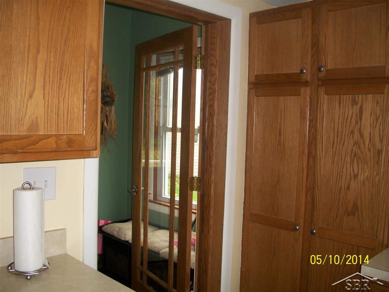 7305 Ederer Road Saginaw, MI 48609 - Photo 6 of 26 31238532-5.JPG