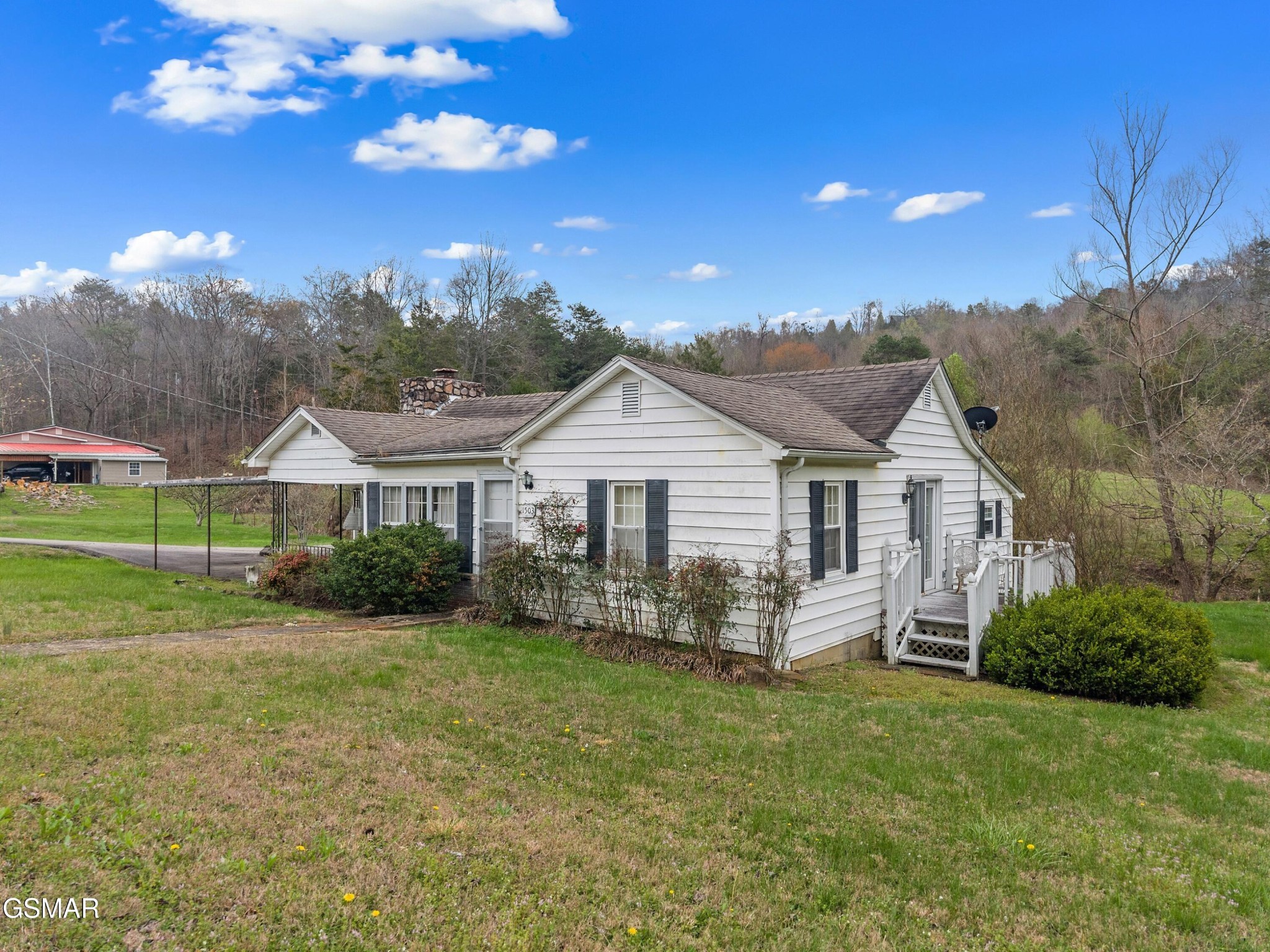 1503 Sandy Ridge Road Dandridge, TN 37725 - Photo 18 of 32 Gallery Image 18