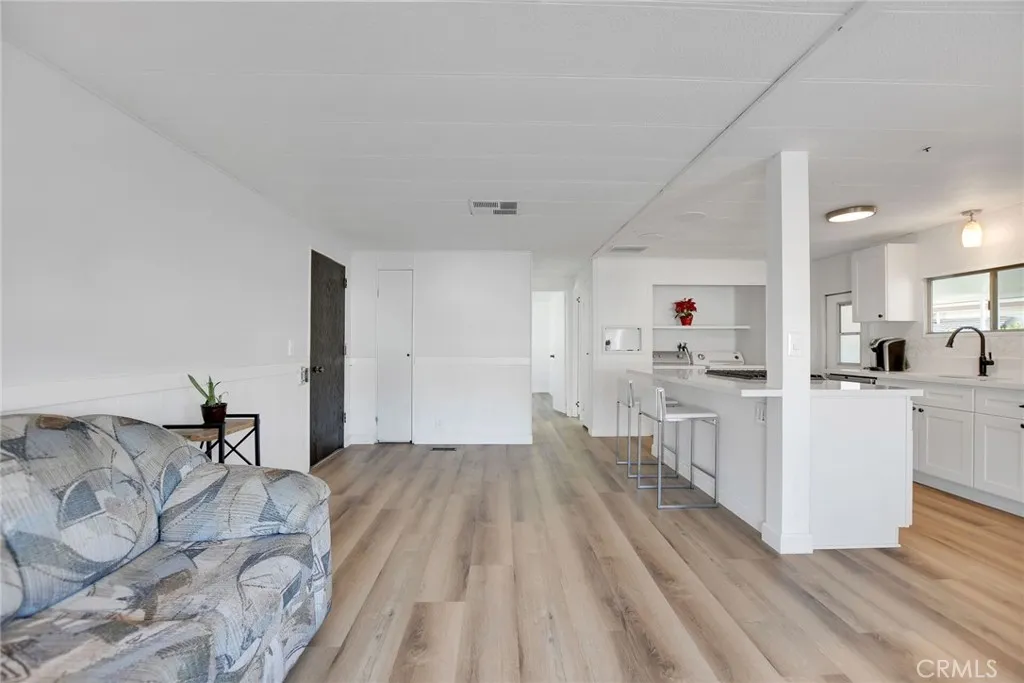 840 Foothill, Unit 27 Azusa, CA 91702 - Photo 6 of 30