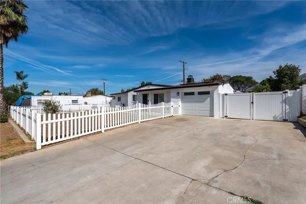 $519,000 | 27034 Villa Avenue, Highland, CA 92346