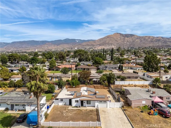 $519,000 | 27034 Villa Avenue, Highland, CA 92346