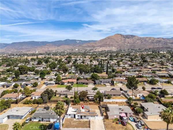 $519,000 | 27034 Villa Avenue, Highland, CA 92346