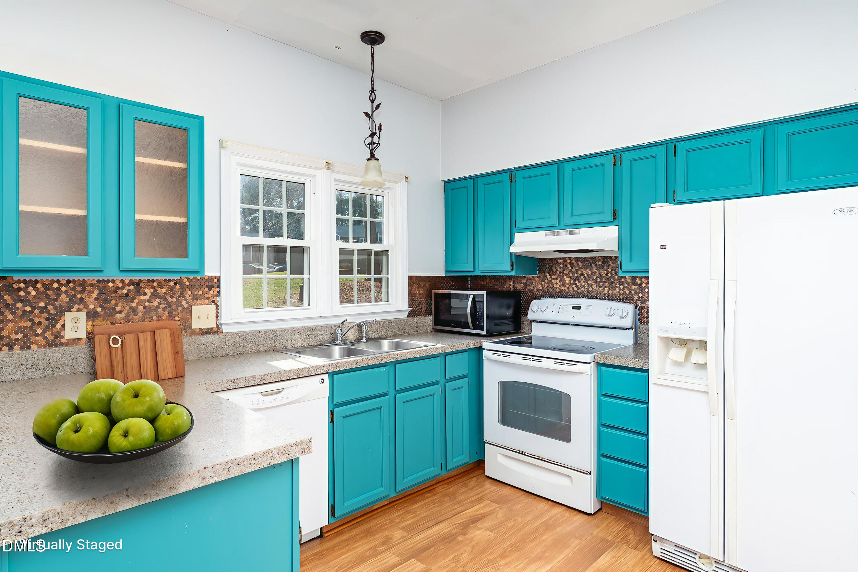 6205 Waterside Lane Raleigh, NC 27613 - Photo 19 of 40 Kitchen - virtually staged