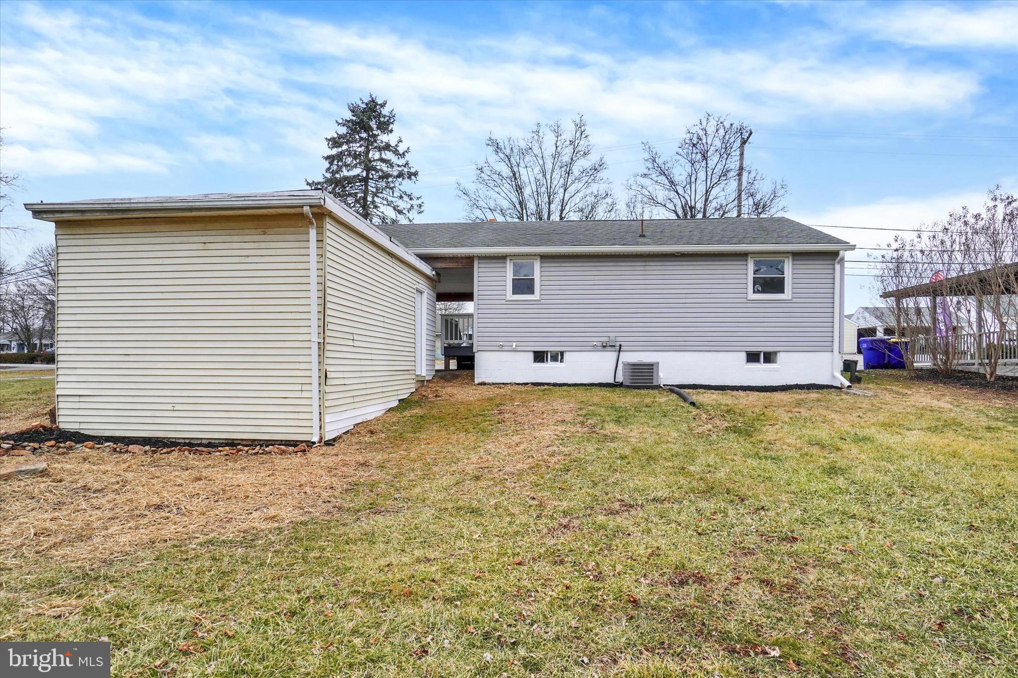 2773 Oakland Road Dover, PA 17315 - Photo 17 of 18 Gallery Image 17