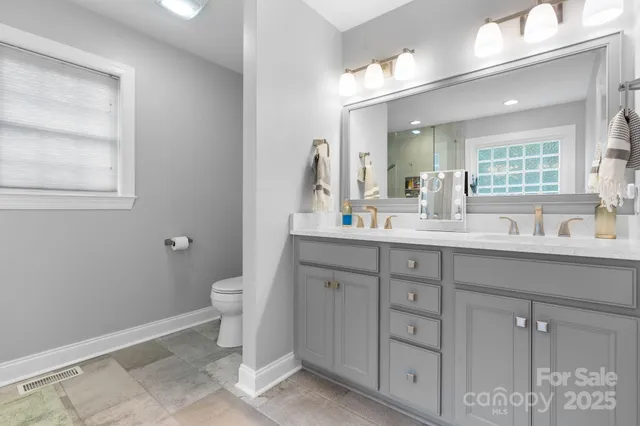 $515,000 | 1158 Waterford Drive, Hickory, NC 28602