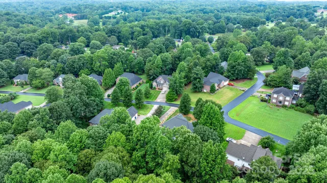 $515,000 | 1158 Waterford Drive, Hickory, NC 28602