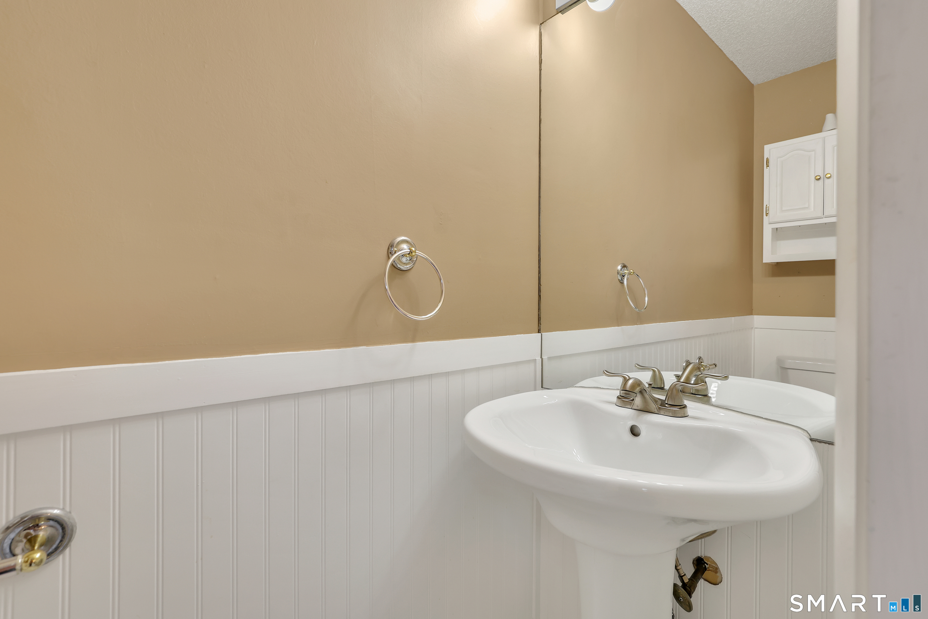 745 Merrow Road, Unit 107 Coventry, CT 06238 - Photo 15 of 39