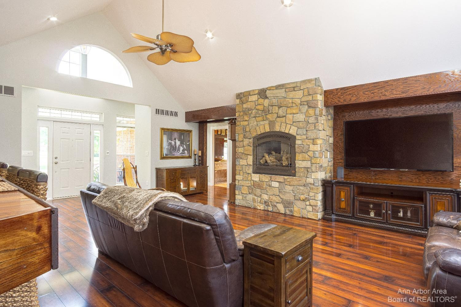 8632 Carpenter Road Milan, MI 48160 - Photo 4 of 44 Photo 4