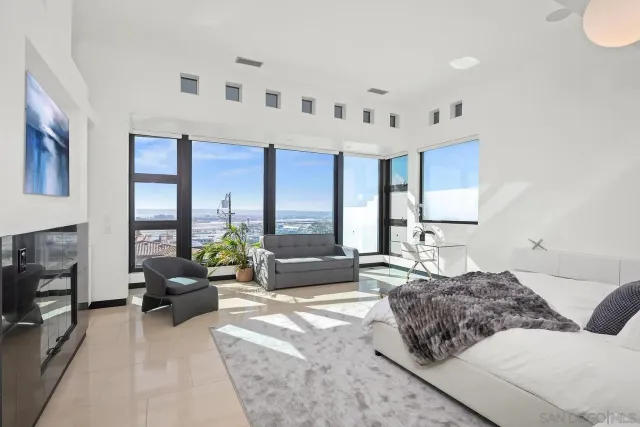 $11,000 | 3515 Union Street, San Diego, CA 92103