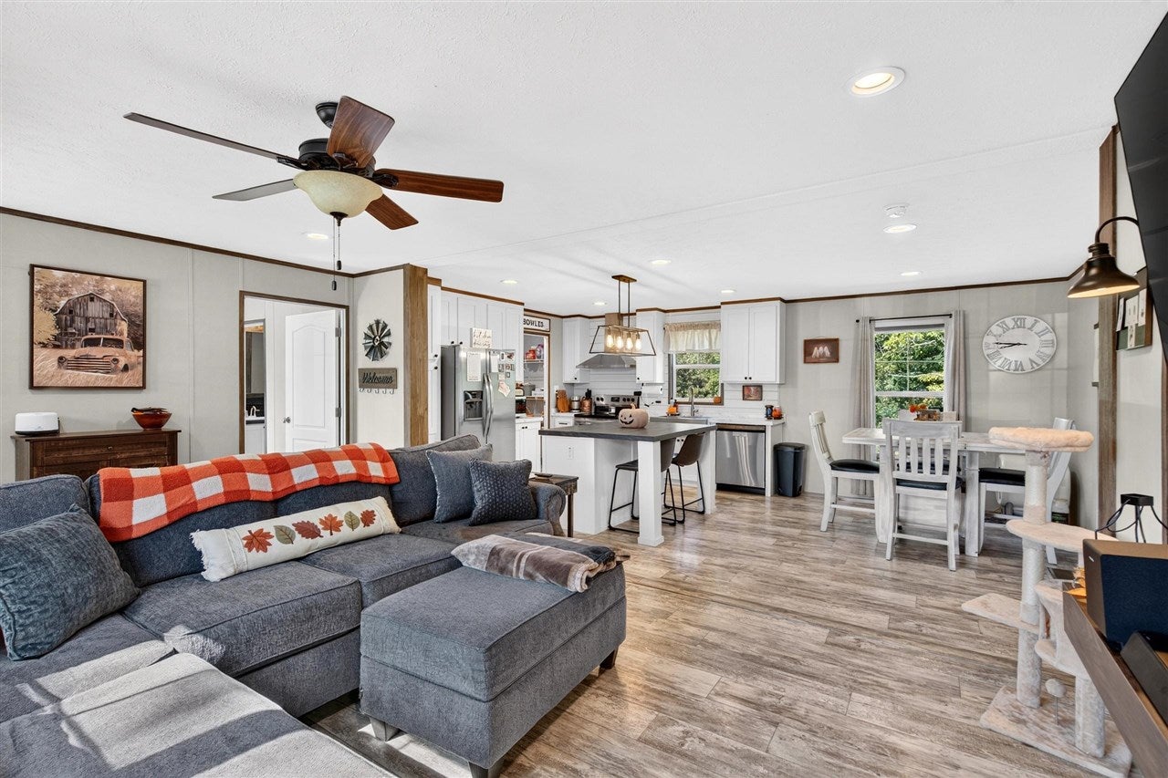 477 Raleigh Wilson Road Bowling Green, KY 42101 - Photo 8 of 33 Gallery Image 8