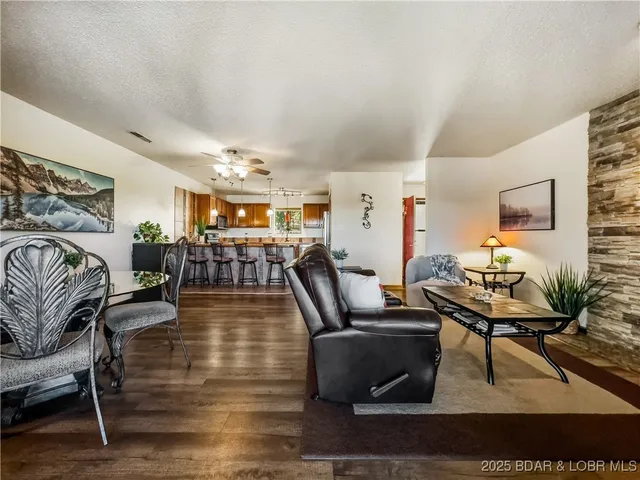 $215,000 | 28 Eleven W Court, Unit 2B, Sunrise Beach, MO 65079