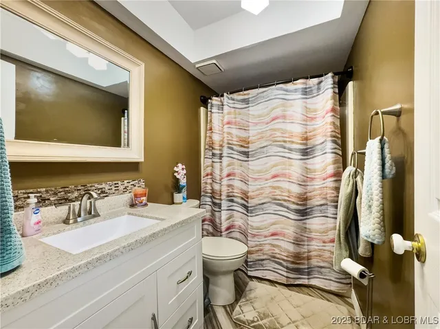 $215,000 | 28 Eleven W Court, Unit 2B, Sunrise Beach, MO 65079