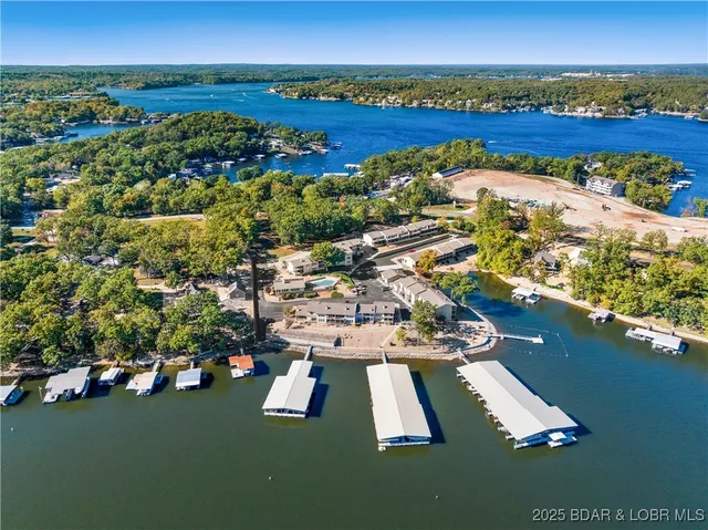 $215,000 | 28 Eleven W Court, Unit 2B, Sunrise Beach, MO 65079