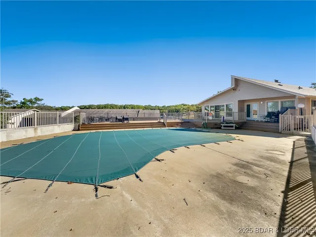 $215,000 | 28 Eleven W Court, Unit 2B, Sunrise Beach, MO 65079