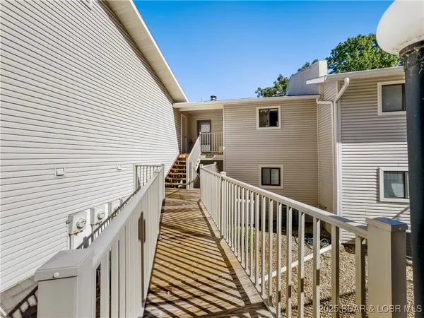 $215,000 | 28 Eleven W Court, Unit 2B, Sunrise Beach, MO 65079
