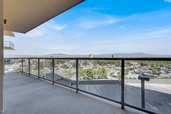 $4,700 | 8255 South Las Vegas Boulevard, Unit 722, Las Vegas, NV 89123