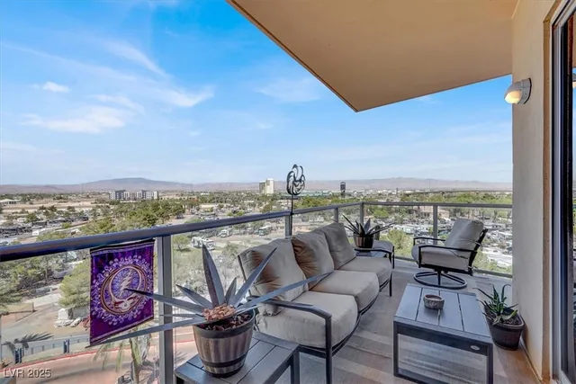 $4,700 | 8255 South Las Vegas Boulevard, Unit 722, Las Vegas, NV 89123
