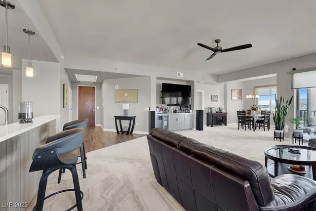 $4,700 | 8255 South Las Vegas Boulevard, Unit 722, Las Vegas, NV 89123