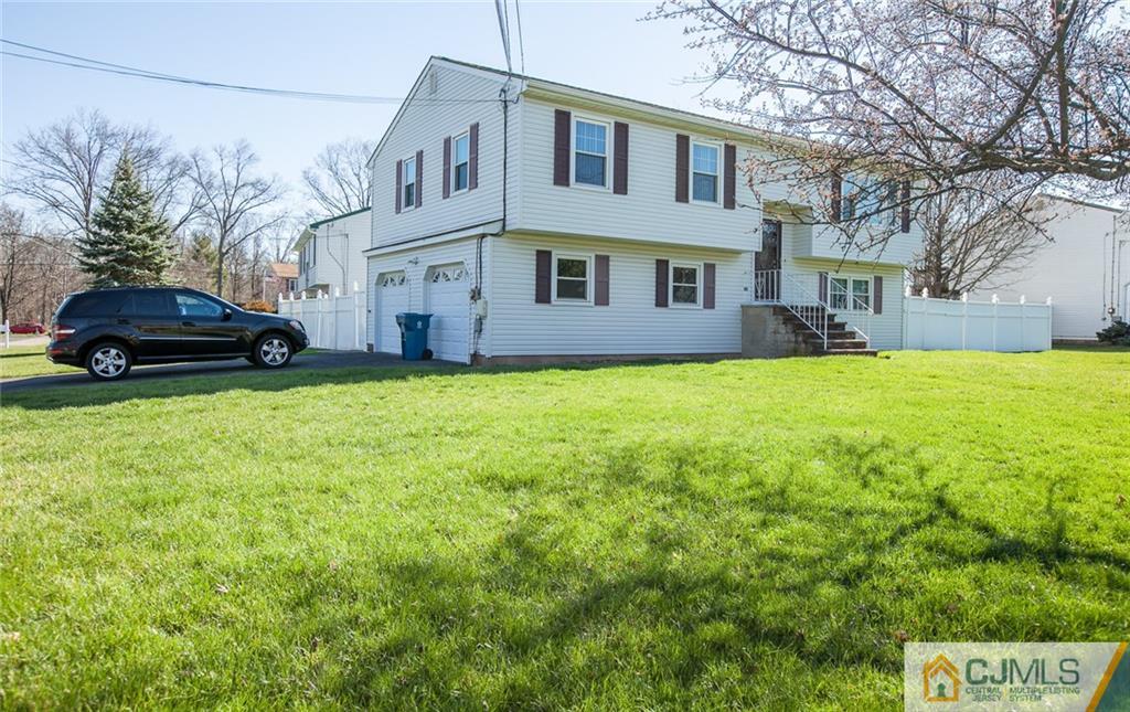 69 Bristol Road Piscataway, NJ 08854 - Photo 2 of 25 Gallery Image 2