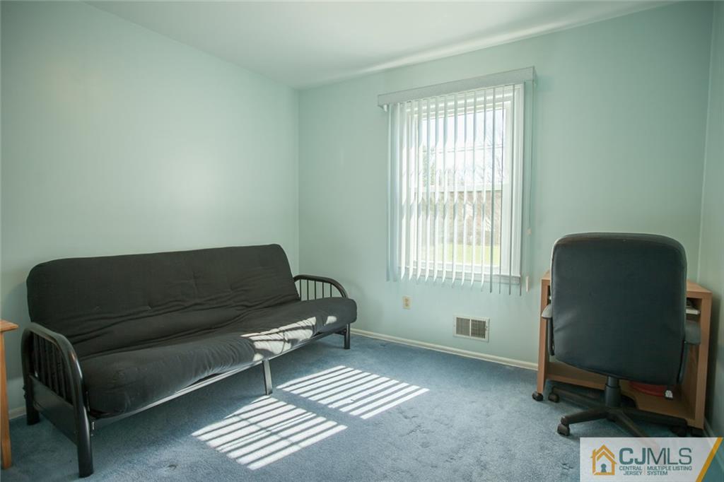 69 Bristol Road Piscataway, NJ 08854 - Photo 16 of 25 Gallery Image 16