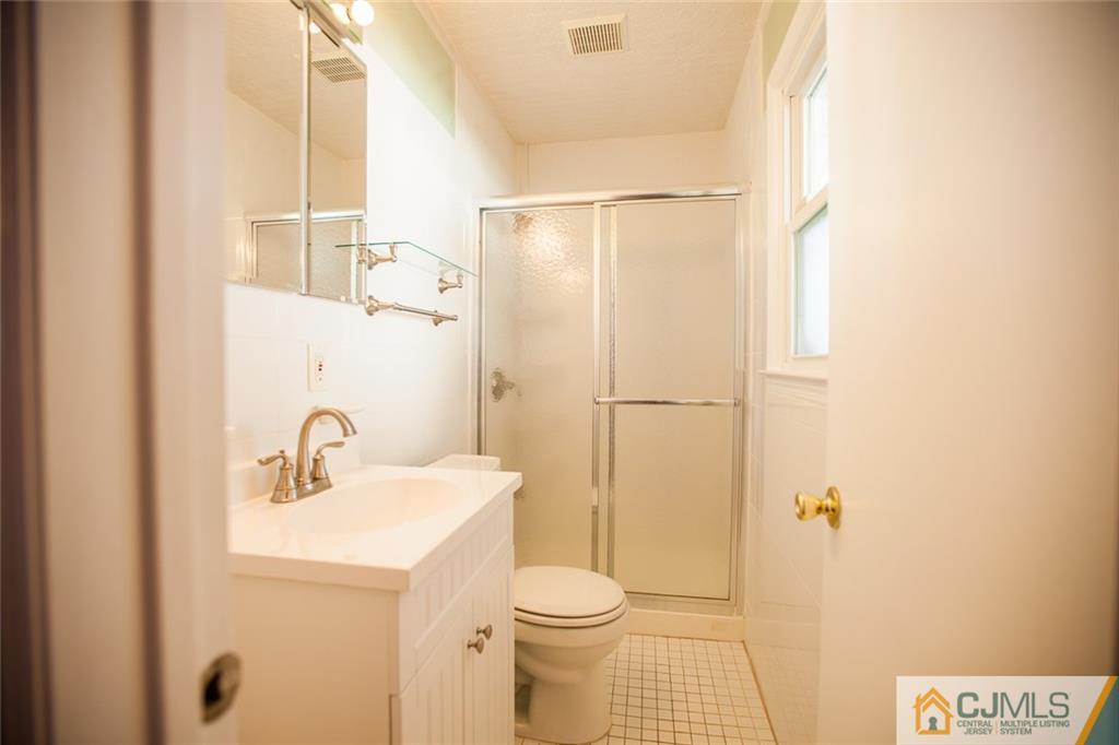 69 Bristol Road Piscataway, NJ 08854 - Photo 22 of 25 Gallery Image 22