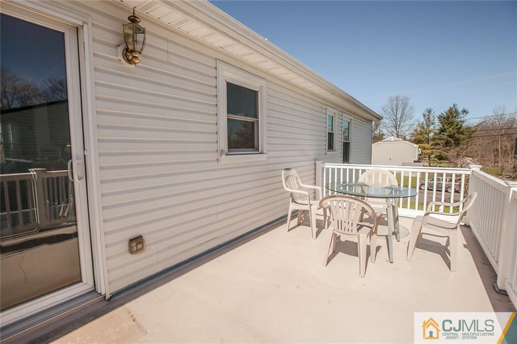 69 Bristol Road Piscataway, NJ 08854 - Photo 8 of 25 Gallery Image 8