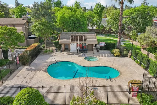 $374,000 | 8137 Rose Vine Lane, Fair Oaks, CA 95628