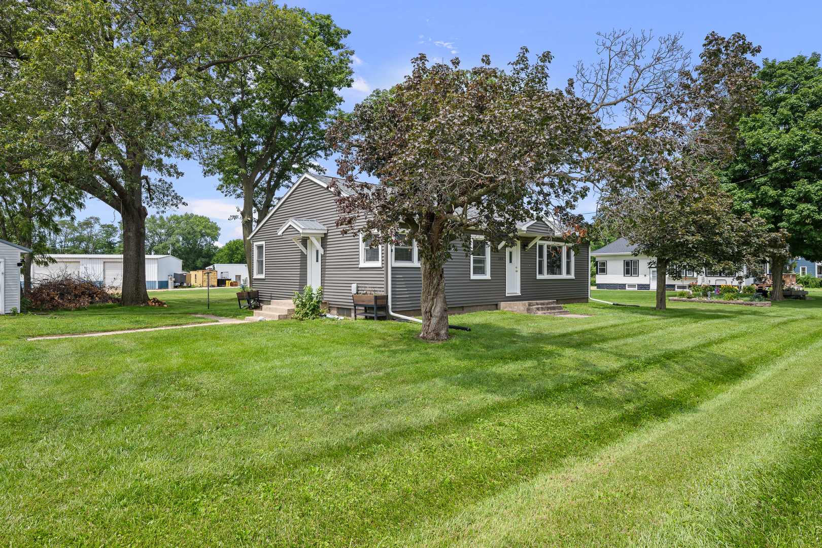 103 Main Street Welton, IA 52774 - Photo 2 of 24