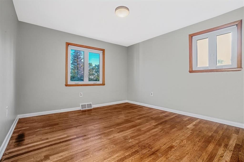 5805 Schell Circle Aliquippa, PA 15001 - Photo 26 of 50