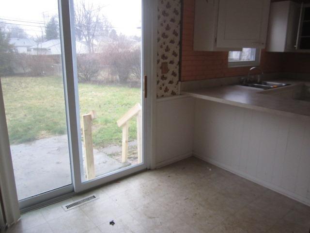 3384 Arnsby Road Columbus, OH 43232 - Photo 3 of 6 Gallery Image 3