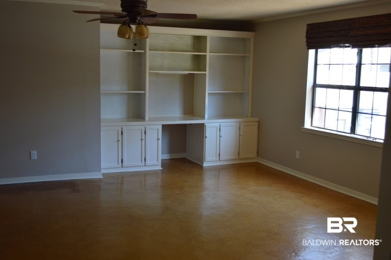 120 Cherryhill Drive Daphne, AL 36526 - Photo 2 of 15