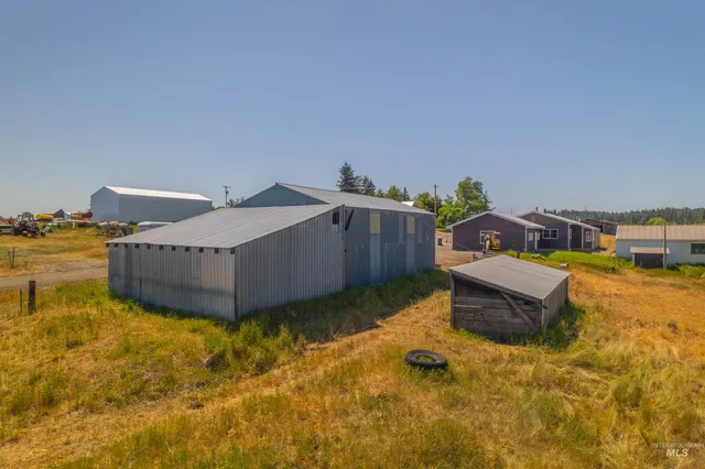 $378,000 | 908 Pine Street, Anatone, WA 99401