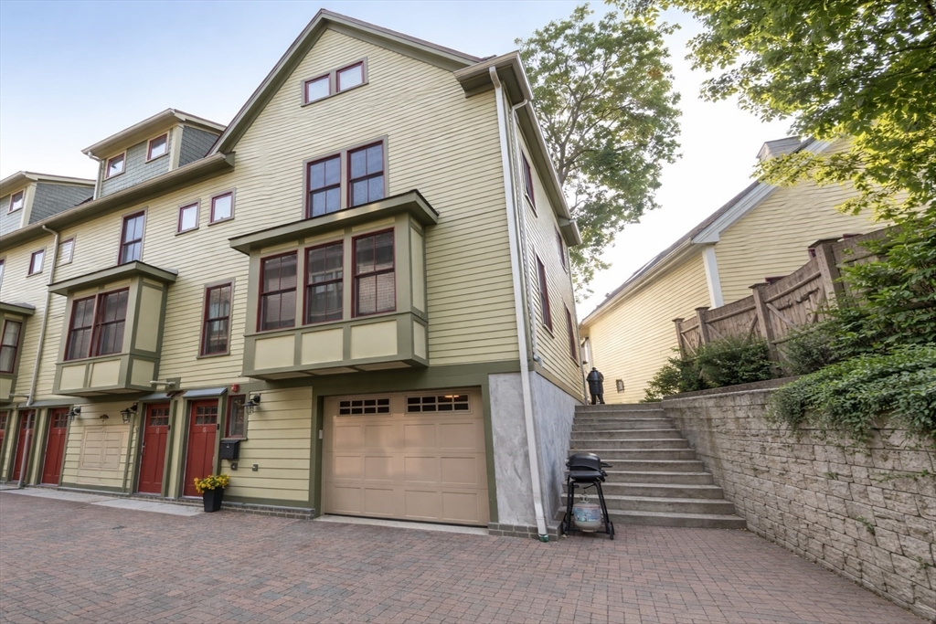 27 Marcella Street, Unit G Boston, MA 02119 - Photo 1 of 19