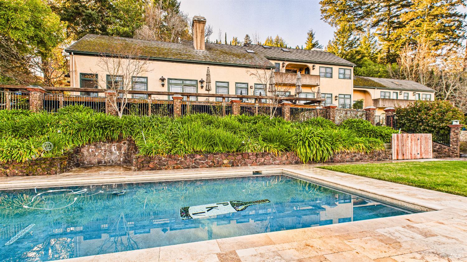 3225 West Dry Creek Road Healdsburg, CA 95448 - Photo 3 of 45 front view of a house with a yard