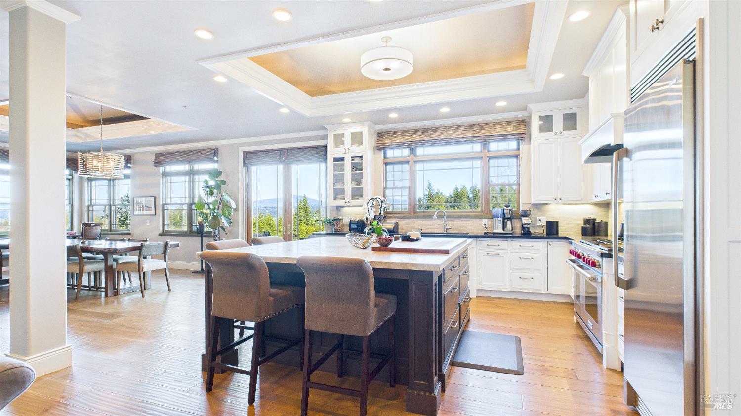 3225 West Dry Creek Road Healdsburg, CA 95448 - Photo 42 of 45 a kitchen with lots of counter top space