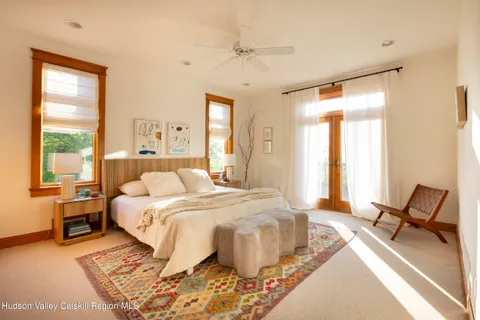 a view of a bird bath tub