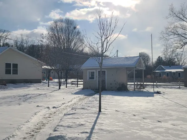 $245,900 | 165 East 8th Street, Richland Center, WI 53581