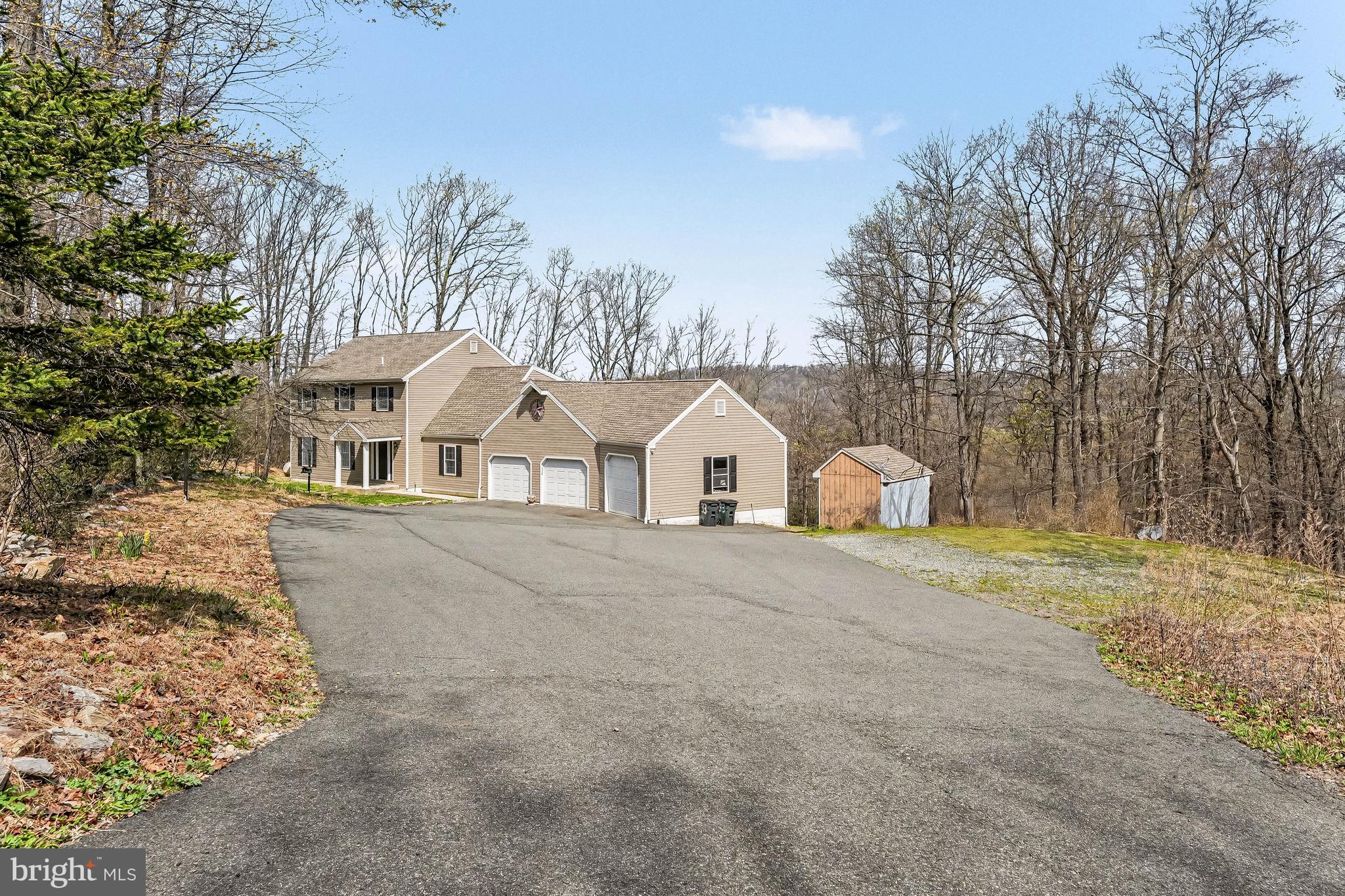 33 Edgewood Road Boyertown, PA 19512 - Photo 1 of 53 Welcome!