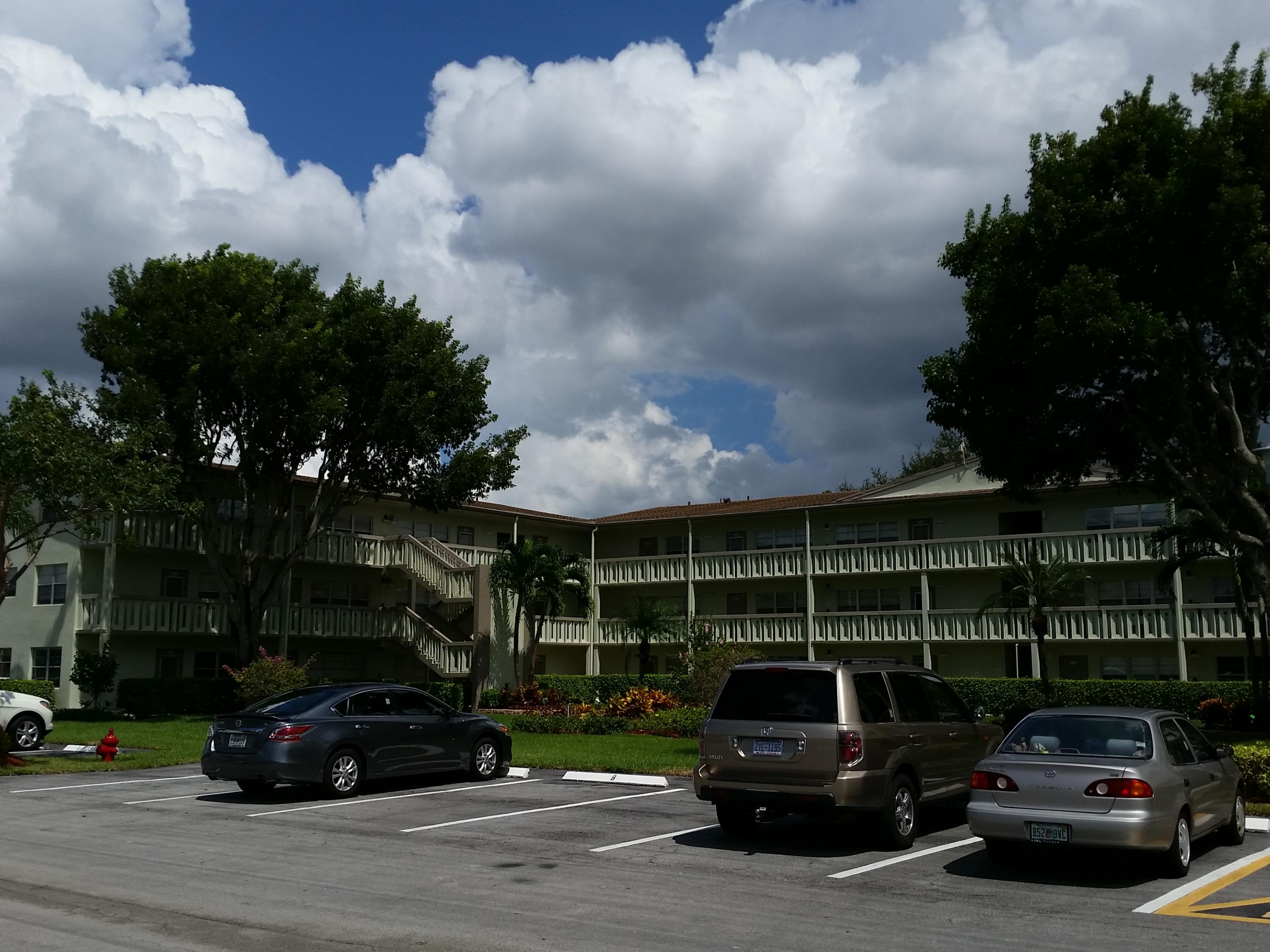 16 Dorset A Boca Raton, FL 33434 - Photo 14 of 55 Boca-Raton-Codo-16 Dorset A_Ext Building